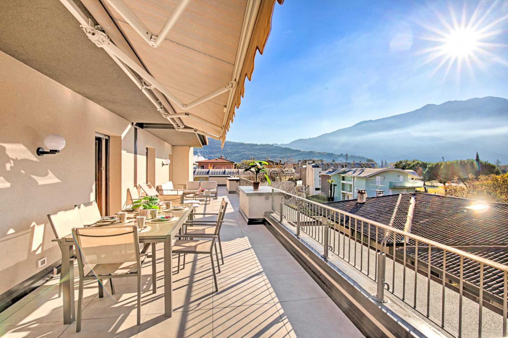 Antares150M From The Lake - Happy Rentals Ρίβα ντελ Γκάρντα Εξωτερικό φωτογραφία